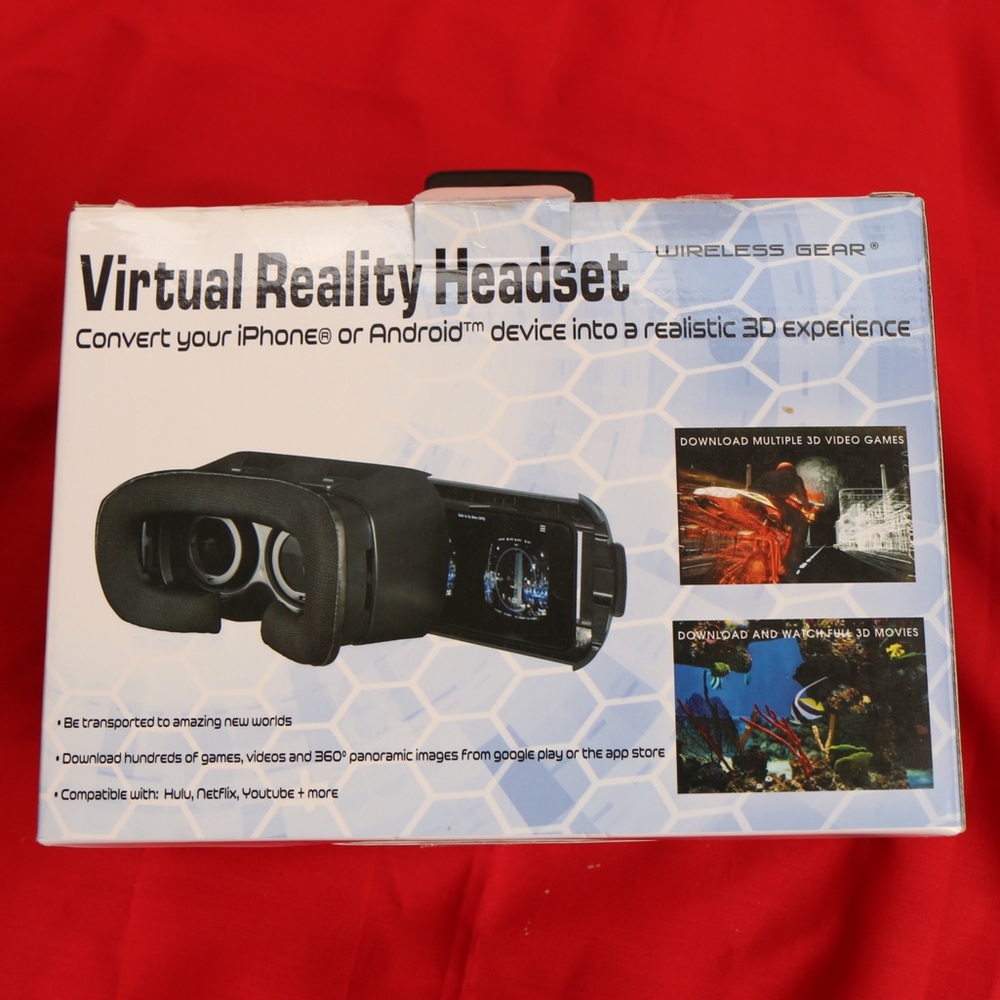 VR Virtual Reality Headset - Picture 2 of 4